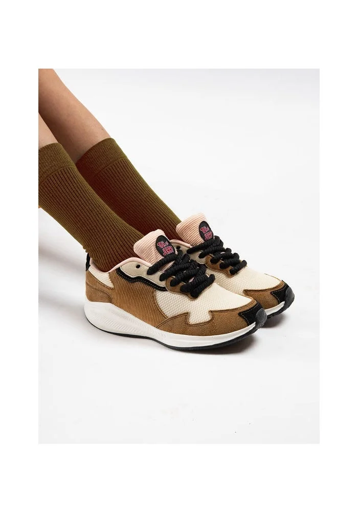 Bacca Bucci Toffee Cream JERRY - Sneaky Sweet | Tom & Jerry x Bacca Bucci Sneakers for Women | Best Price UAE